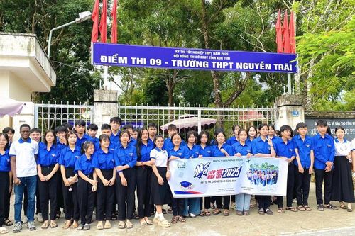 Sắc xanh tình nguyện - Dấu ấn mùa hè nhân văn trên đất Quảng Ngãi