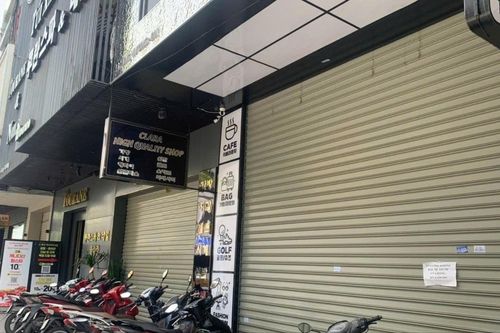 Loạt cửa hàng hiệu ở Đà Nẵng đóng cửa bất thường