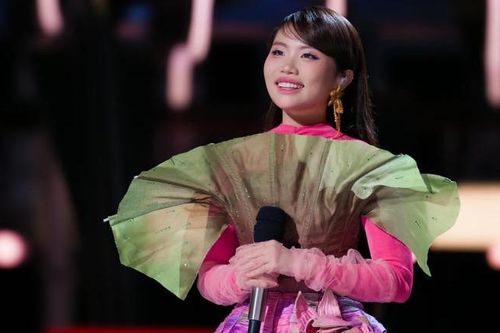 Phương Mỹ Chi gây tiếng vang tại Sing! Asia