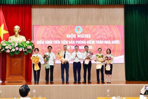 Văn phòng KTNN ra sức thi đua, tận tâm, chuyên nghiệp, nâng cao năng lực tham mưu