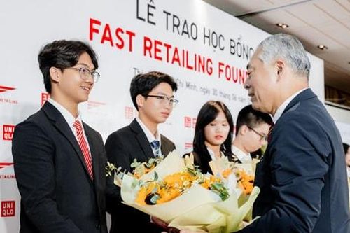 12 học sinh Việt Nam được nhận học bổng du học Nhật Bản