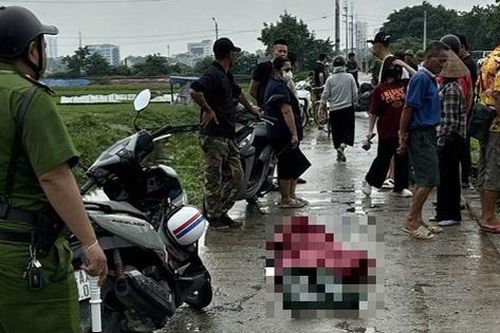 Hà Nội: Một phụ nữ tử vong nghi do sét đánh
