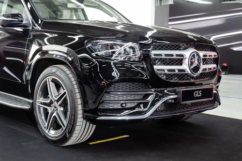 Xe Mercedes-Benz nhập Mỹ có giá bao nhiêu nếu giảm thuế nhập khẩu?
