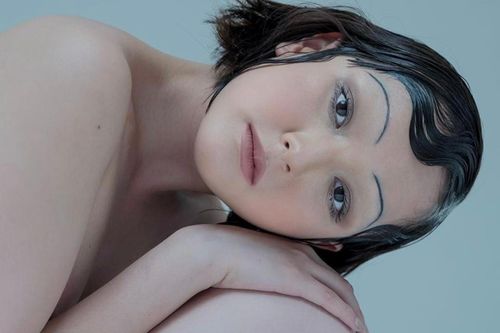 Không chỉ Hải Tú chụp ảnh nude nghệ thuật