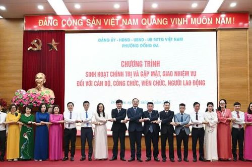 Phường Đống Đa: tư duy mới, hành động mới vì người dân phục vụ