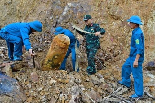 Hủy nổ thành công quả bom nặng 500kg còn sót lại sau chiến tranh