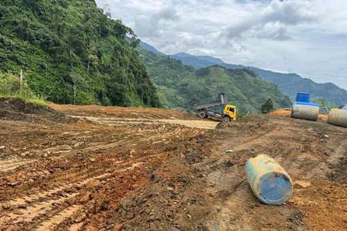 Xây bãi đáp trực thăng ở miền núi, phục vụ cứu hộ, cứu nạn