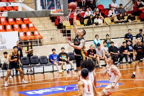 'Cá Basa' duy trì phong độ thăng hoa