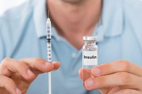 Bệnh nhân tiểu đường type 1 nhập viện vì không tuân thủ điều trị insulin