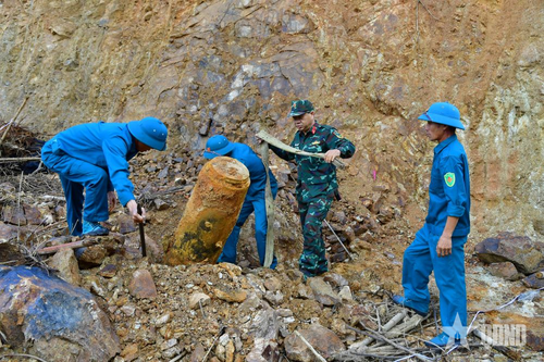 Nghệ An: Hủy nổ thành công quả bom nặng khoảng 500kg sót lại sau chiến tranh