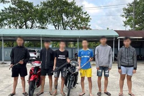 Tạm giữ hình sự 6 thanh thiếu niên cố ý gây thương tích sau 3 giờ gây án