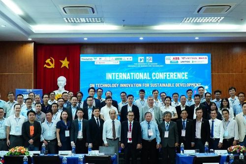 Trường đại học đề xuất giải pháp đổi mới công nghệ vì phát triển bền vững