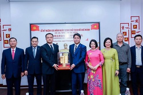 Lan tỏa tình yêu nước, niềm tự hào ngoại giao qua 'Không gian văn hóa Hồ Chí Minh' tại Quảng Châu, Trung Quốc