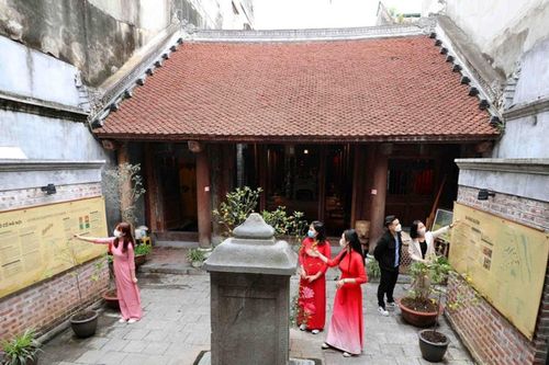 Ba di tích trên phố cổ Hà Nội tạm ngừng đón khách