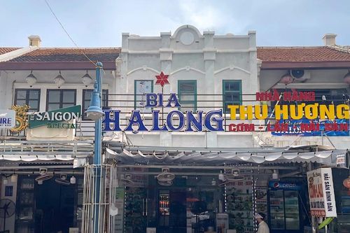 Yêu cầu làm rõ vụ 5 suất bún, cháo hết 810.000 đồng ở Hạ Long
