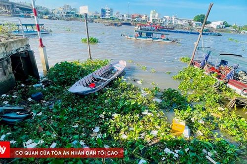 Cần xử lý tình trạng rác thải tại chợ nổi Cái Răng