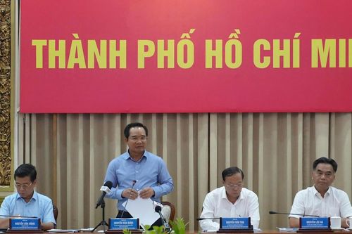 Chủ tịch TPHCM: Cán bộ, công chức không được làm việc theo kiểu 'quan với dân'