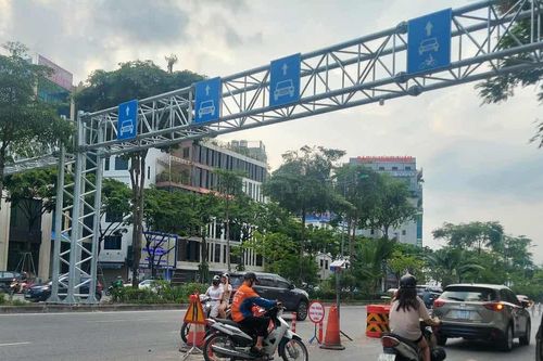 Tách làn trên đường Võ Chí Công từ 9/7, ô tô đi làn hỗn hợp chỉ được rẽ phải