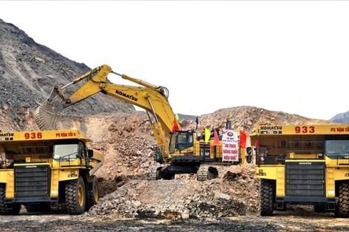Cổ phiếu Than Đèo Nai -Cọc 6 'lao dốc' trước tin thành viên HĐQT bị bắt
