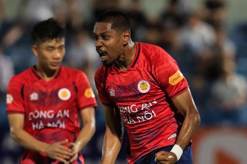 Văn Hậu trở lại, Jason Quang Vinh phải lợi hại hơn