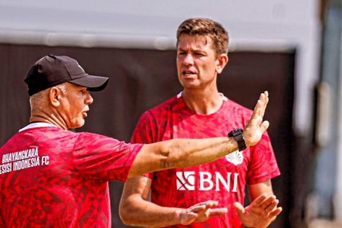 Vì sao bầu Đức bất ngờ chọn HLV Brazil cho HAGL?