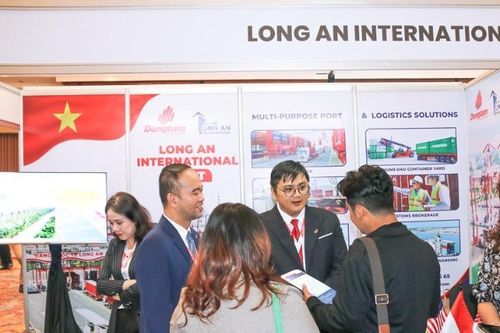 Cảng Quốc tế Long An gây ấn tượng tại ASEAN Ports & Logistics 2025
