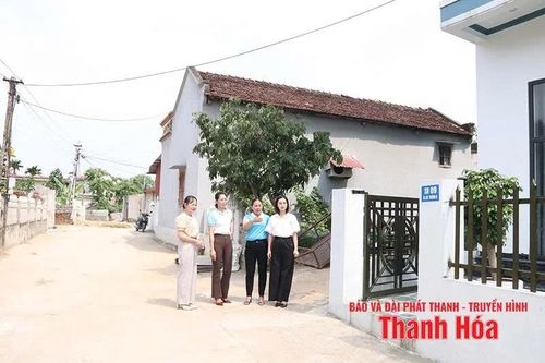 Hiến đất mở đường để phát triển quê hương
