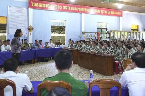 Định hướng nghề nghiệp cho phạm nhân
