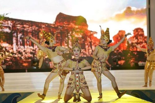 Alma Resort ra mắt 'The Stage - Alma Show': Cầu nối văn hóa Việt - Hàn trên bán đảo Cam Ranh