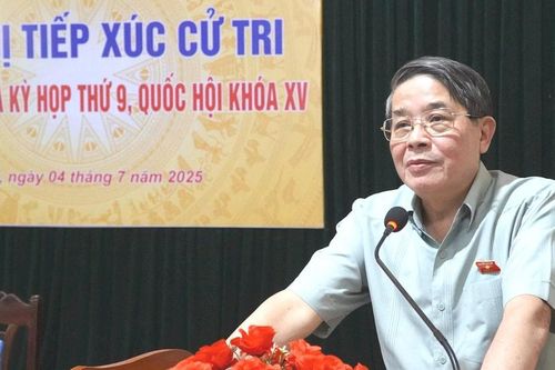 Phó Chủ tịch Quốc hội Nguyễn Đức Hải tiếp xúc cử tri xã Trà My, TP. Đà Nẵng