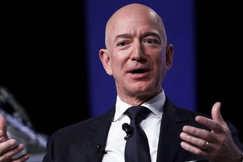 3 thói quen giúp tỷ phú Jeff Bezos gây dựng khối tài sản hơn 200 tỷ USD