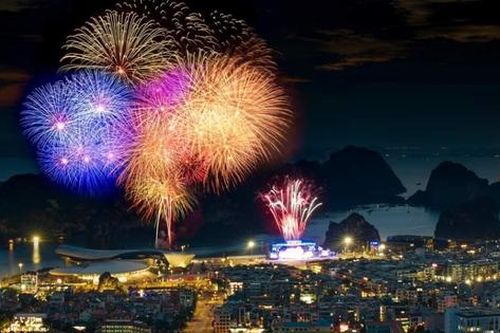 'Đại tiệc' pháo hoa sẽ diễn ra vào mỗi cuối tuần tại Quảng Ninh
