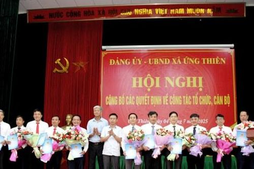 Xã Ứng Thiên kiện toàn tổ chức bộ máy, bổ nhiệm cán bộ chủ chốt