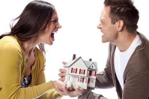 Choáng váng khi biết chồng đưa hết lương cho vợ lại giấu giếm nhiều 'tài sản trước hôn nhân'