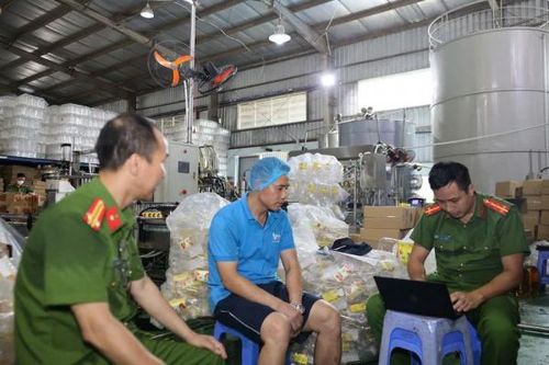 Hiểm họa từ dầu ăn 'bẩn'