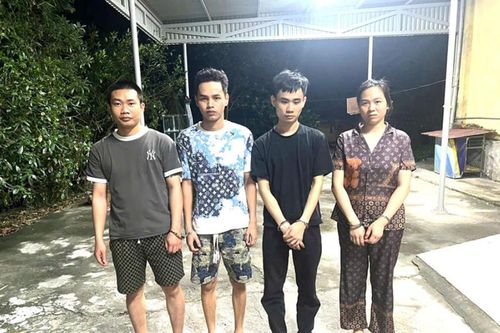 Cô gái trẻ trong ổ nhóm tổ chức sử dụng ma túy, tàng trữ vũ khí quân dụng