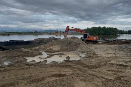 Quảng Trị: Phát hiện nhiều vụ khai thác cát trái phép