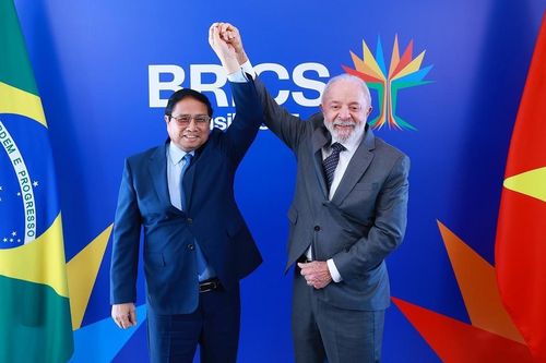 Thủ tướng Phạm Minh Chính hội kiến Tổng thống Brazil Lula da Silva