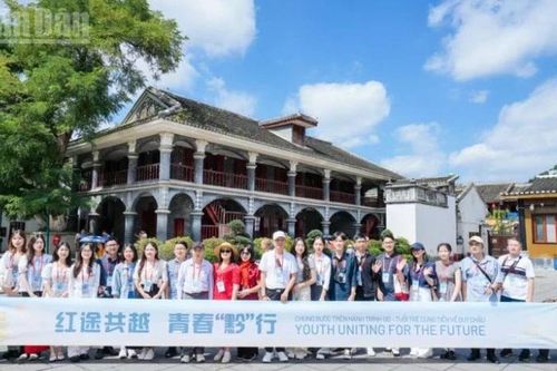Khởi động Diễn đàn đối thoại thanh niên Việt-Trung 'Hành trình Quý Châu' năm 2025