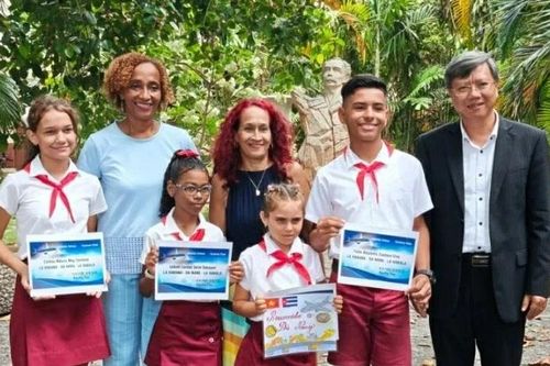 Cuộc thi văn học và vẽ tranh tôn vinh tình hữu nghị không biên giới Việt Nam-Cuba