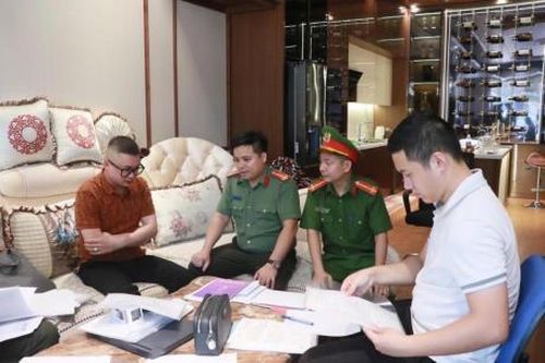 Khi đồng tiền và lòng tham lấn át đạo đức nghề nghiệp