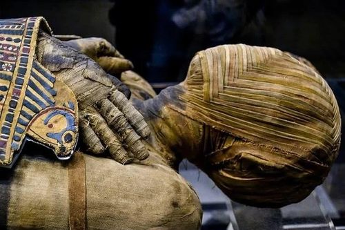 Lần đầu tiên giải mã thành công ADN người Ai Cập cổ