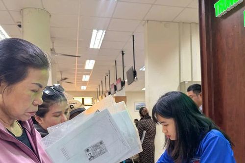 102 đội 'phản ứng nhanh' hỗ trợ người dân làm thủ tục hành chính ở Đắk Lắk