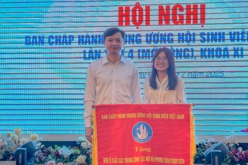 Hội sinh viên Việt Nam tại Nga là 'Đơn vị xuất sắc trong công tác Hội và phong trào sinh viên năm học 2024-2025'
