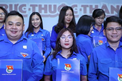 Ra mắt lãnh đạo Thành Đoàn TPHCM mới cùng 168 Bí thư đoàn cấp xã