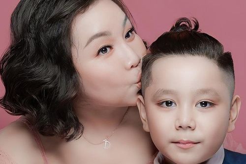 Cuộc đời cay đắng 'ngủ công viên, khóc giữa đường' của nữ diễn viên cao 1,5m