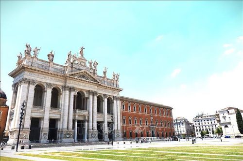 Nắng nóng gay gắt ảnh hưởng tới đời sống tại Italy