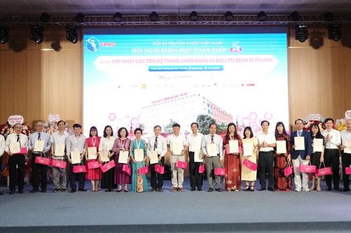 Di truyền học và công nghệ hệ gen: Đột phá trong chẩn đoán và điều trị ung thư