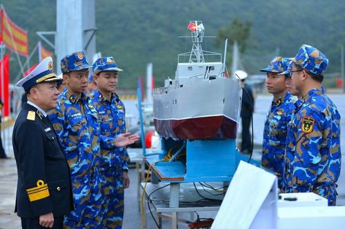 Xây dựng 'thế trận lòng dân' bảo vệ biển đảo quê hương