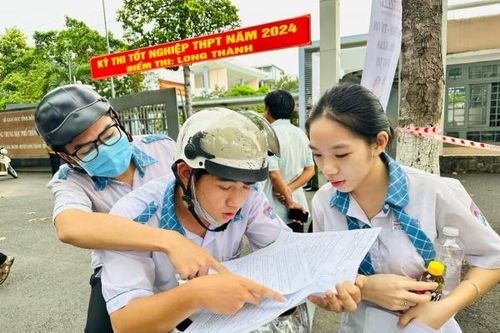 Tách bạch mục tiêu để giảm áp lực cho học sinh và xã hội